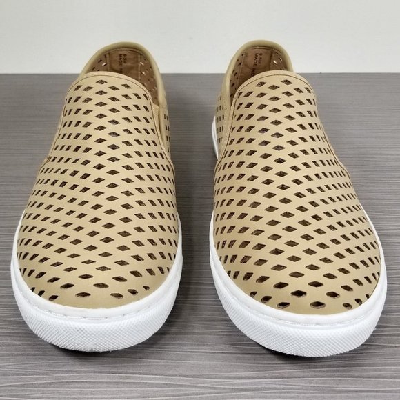 Steve Madden Zeena Slip-On Sneaker, Camel, Womens Size 9.5 M - Picture 2 of 10